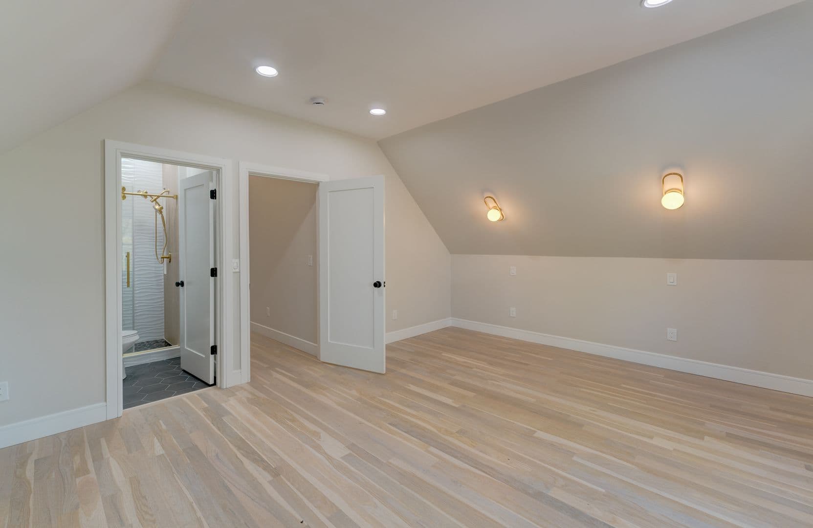 New Haven Apartment: 123 Winchester