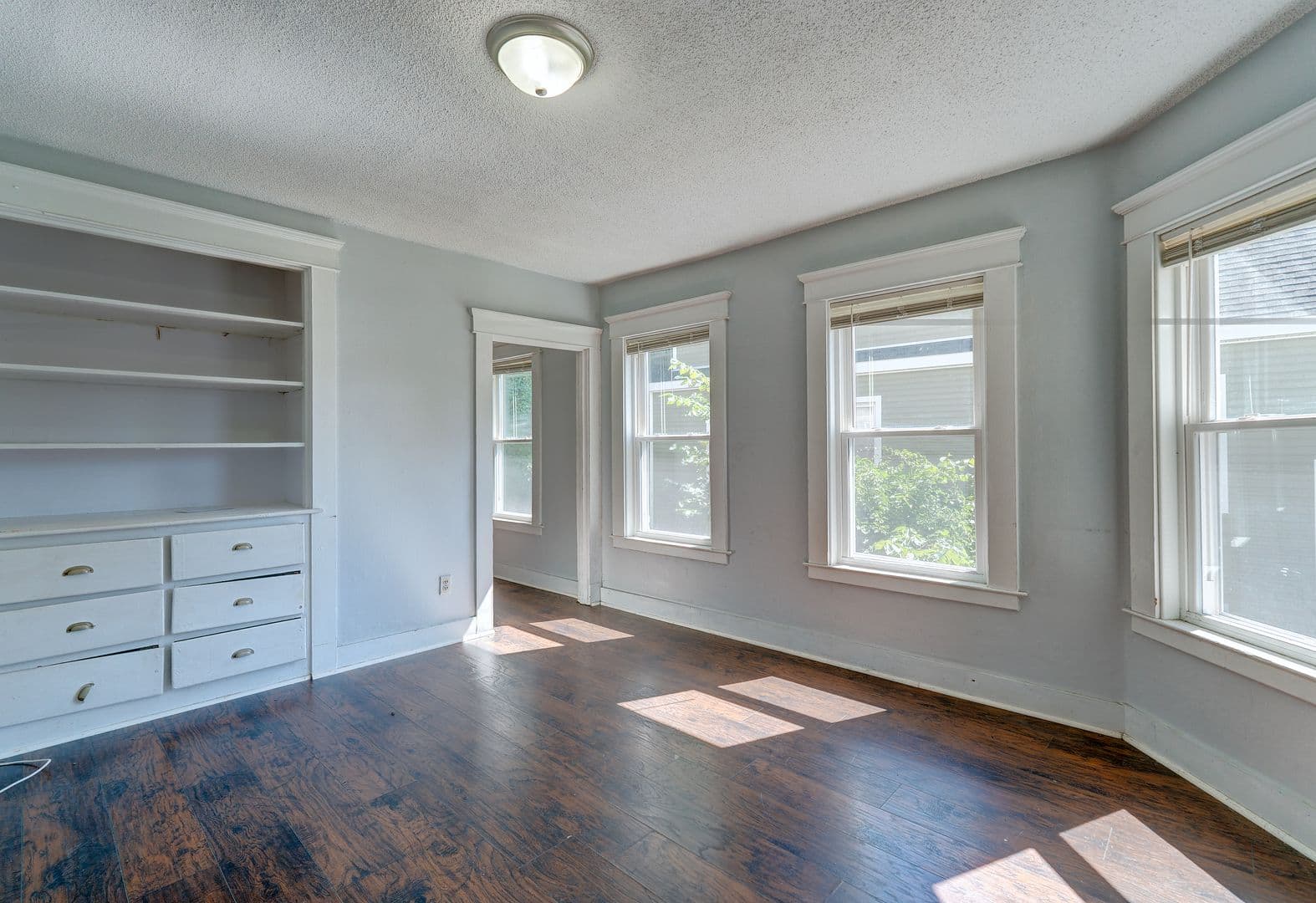 New Haven Apartment: 255 County St