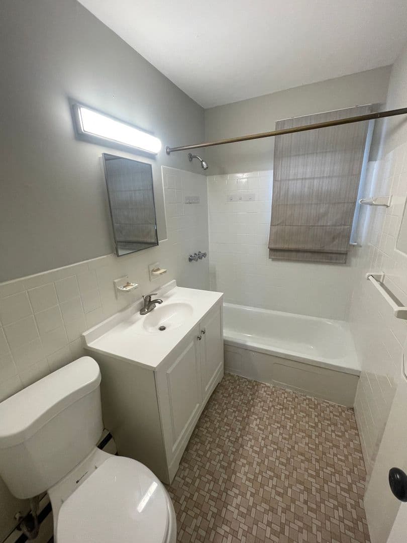 New Haven Apartment: 311 Blake Street