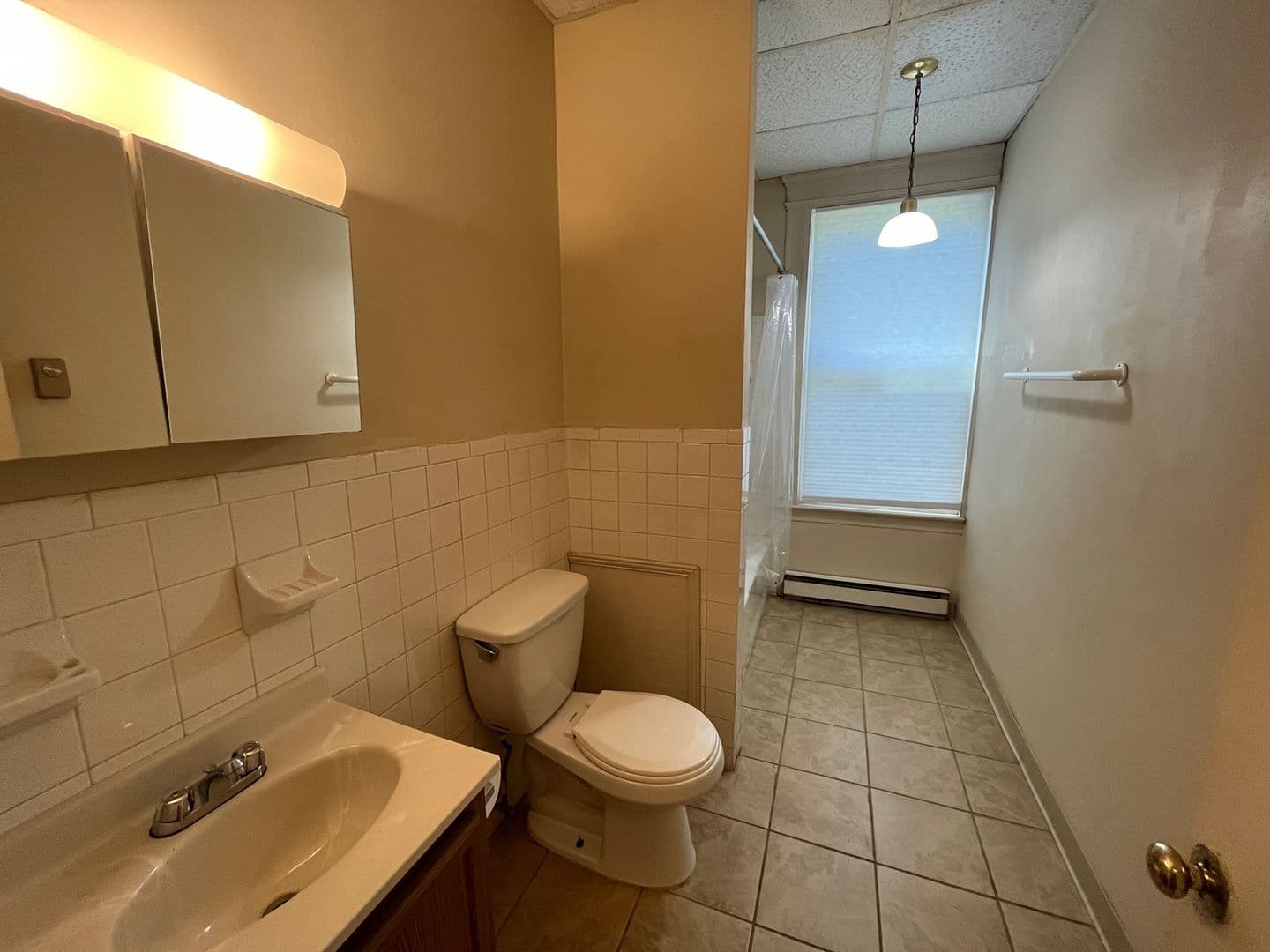 New Haven Apartment: 222-224 Edwards Street