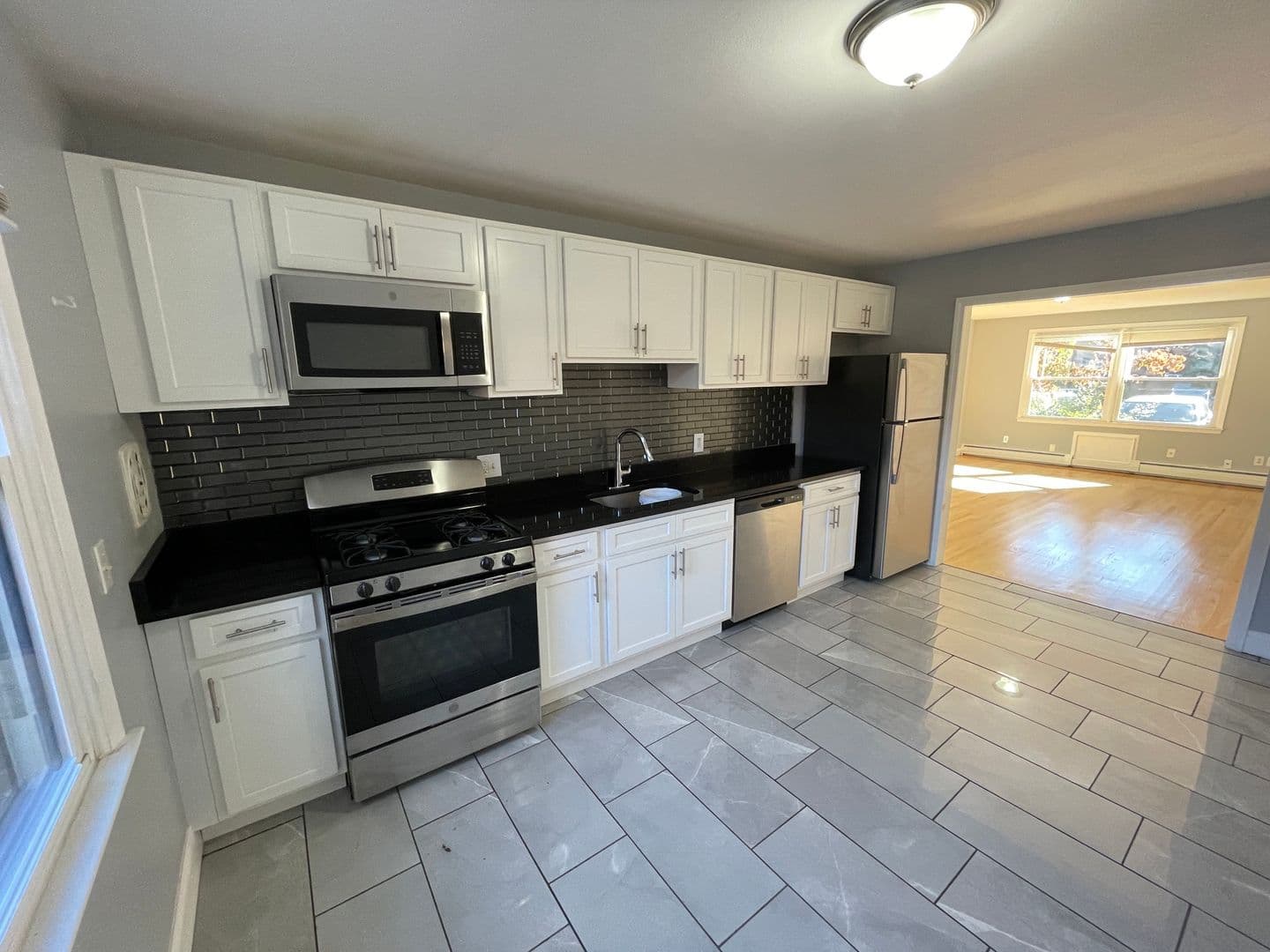 New Haven Apartment: 311 Blake Street