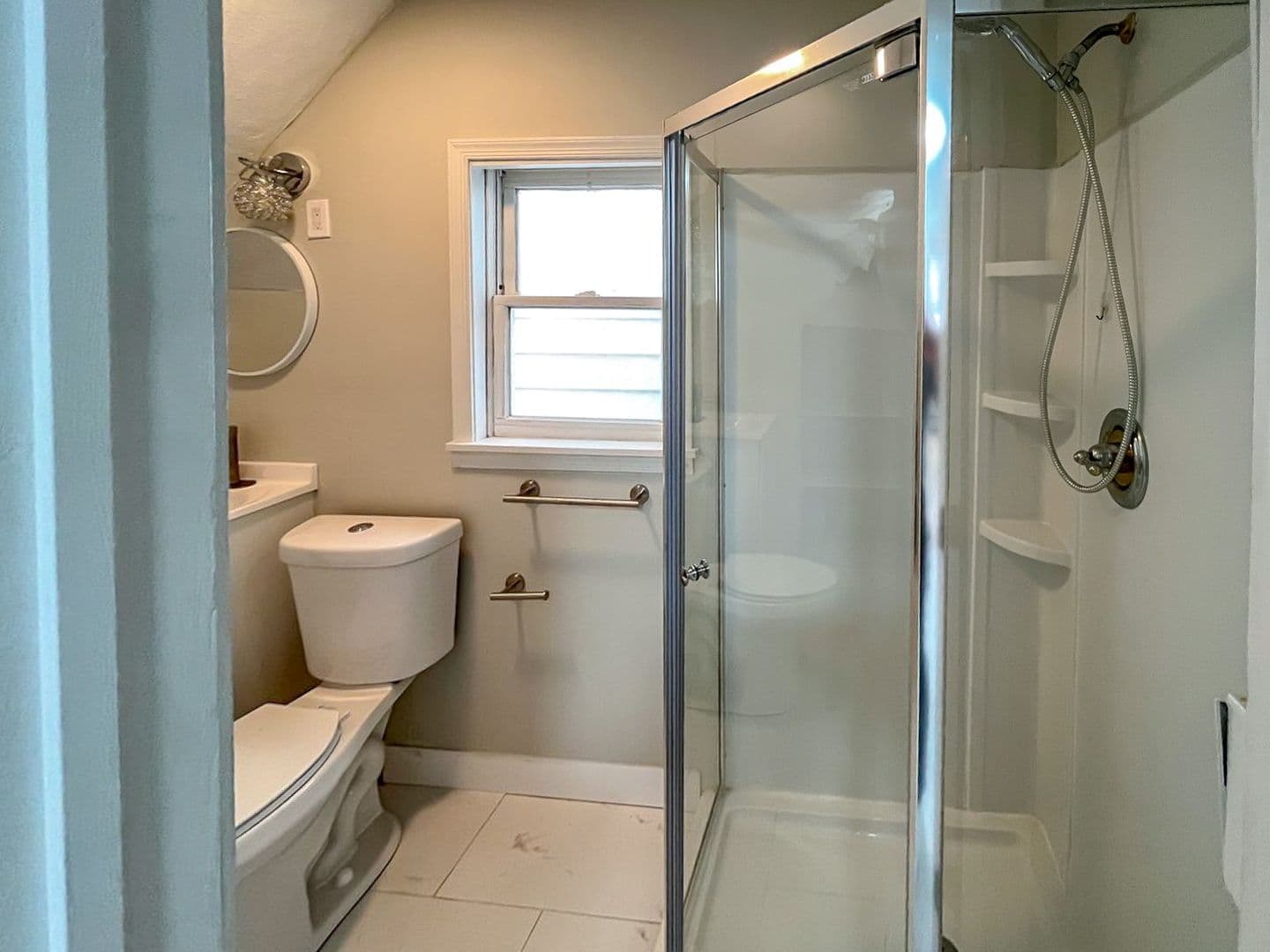 New Haven Apartment: 817 State Street