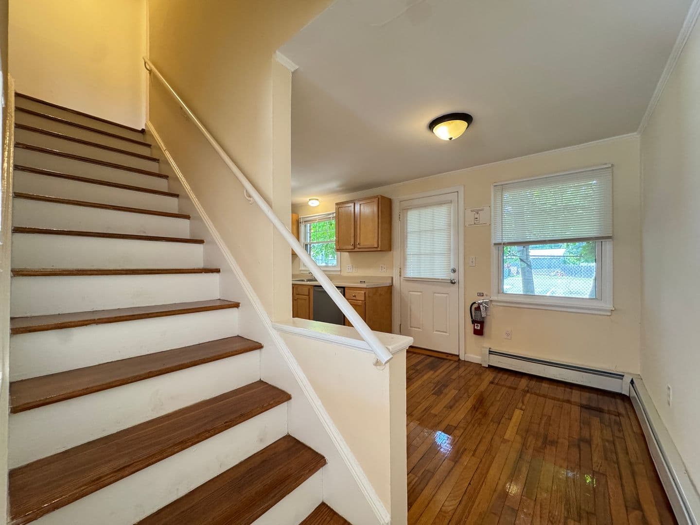West Haven Townhome: 785 Savin Avenue