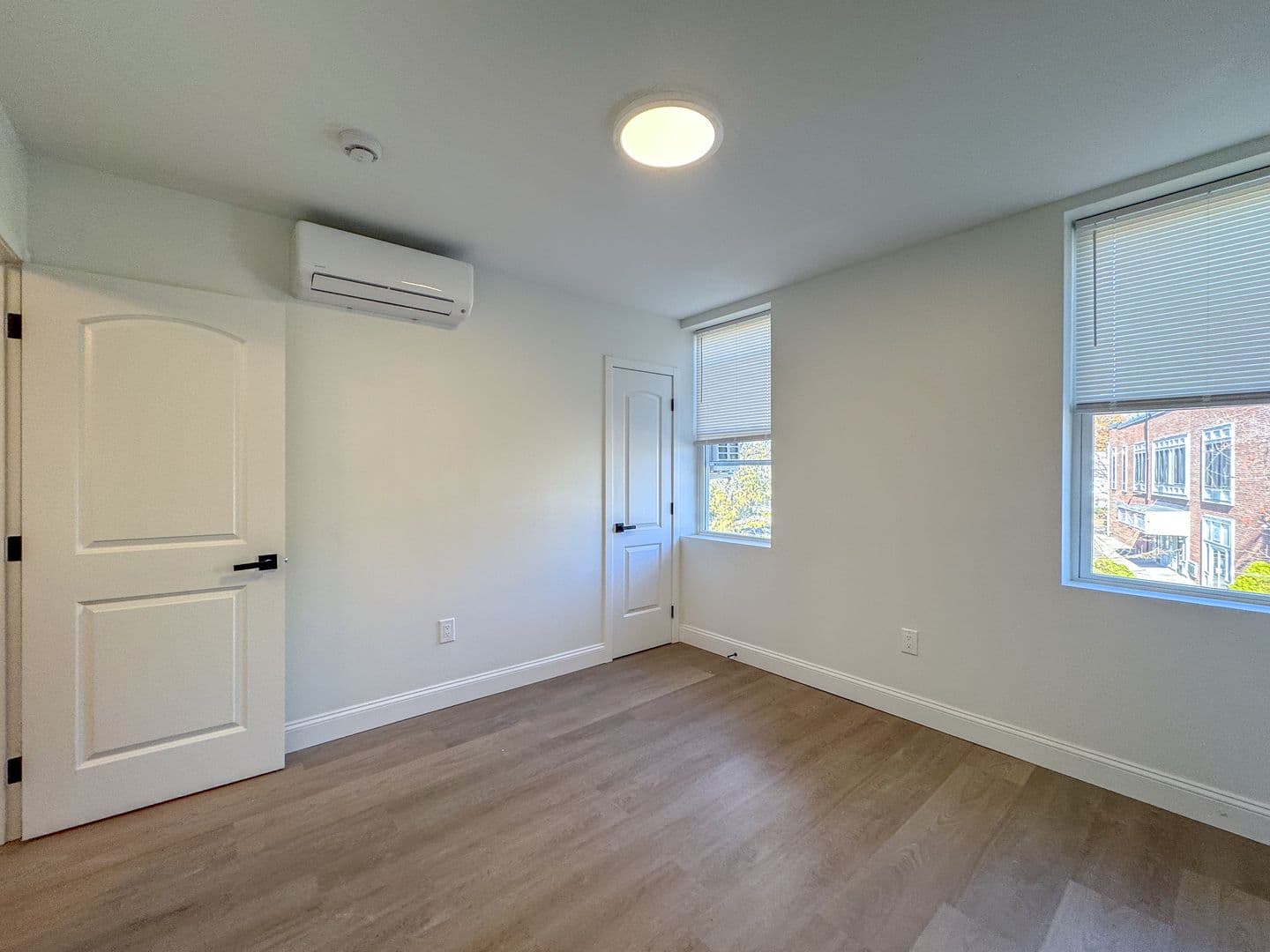 County Apartment: New Haven