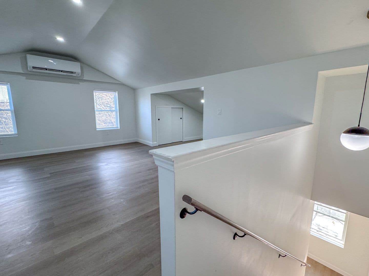 County Apartment: New Haven