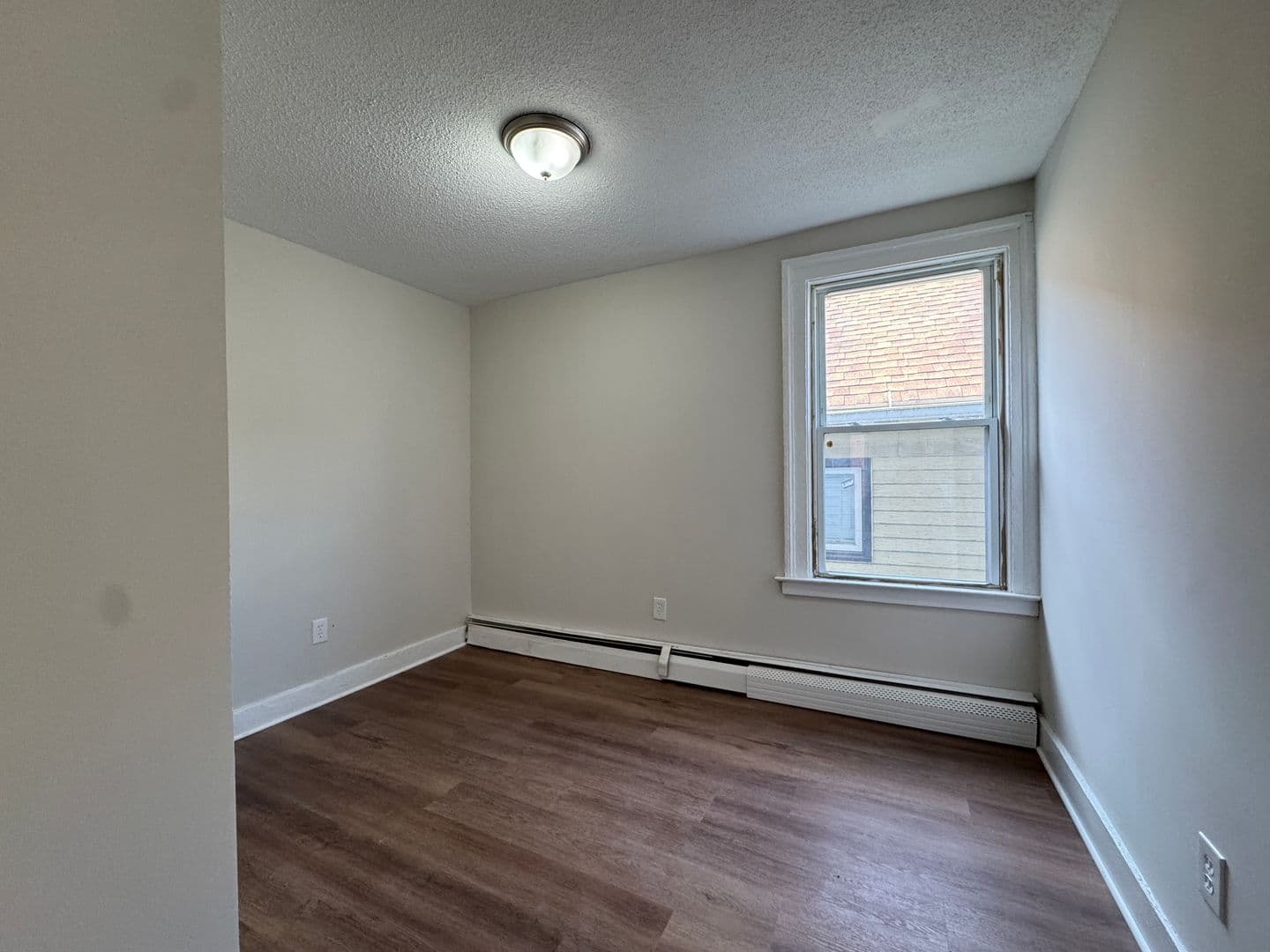 New Haven Apartment: 312 Davenport Ave