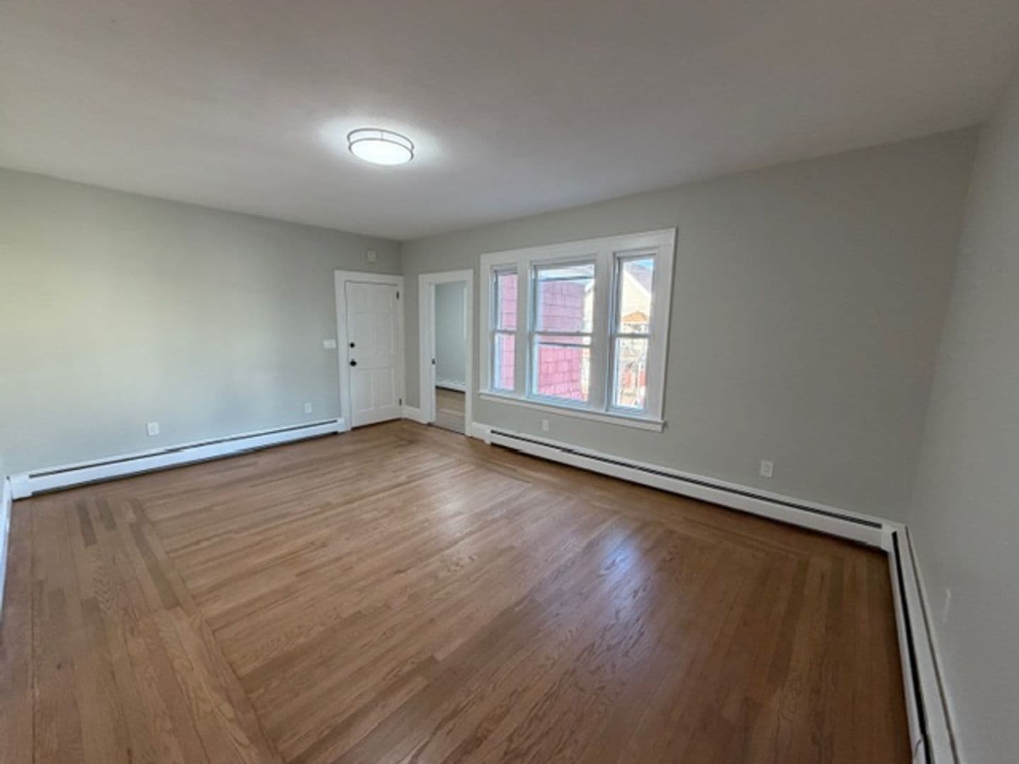 County Apartment: New Haven