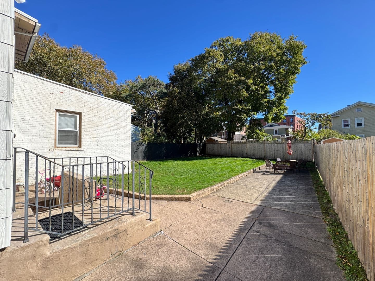 New Haven Apartment: 42 William St
