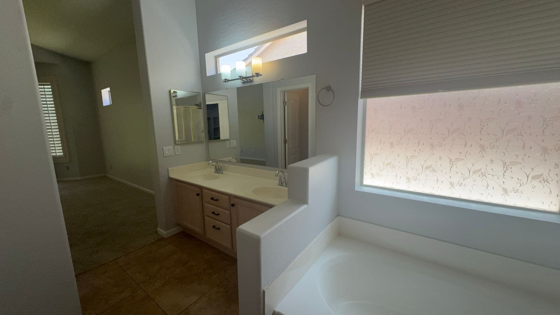 Mesa House: 3055 N Red Mountain Unit 174