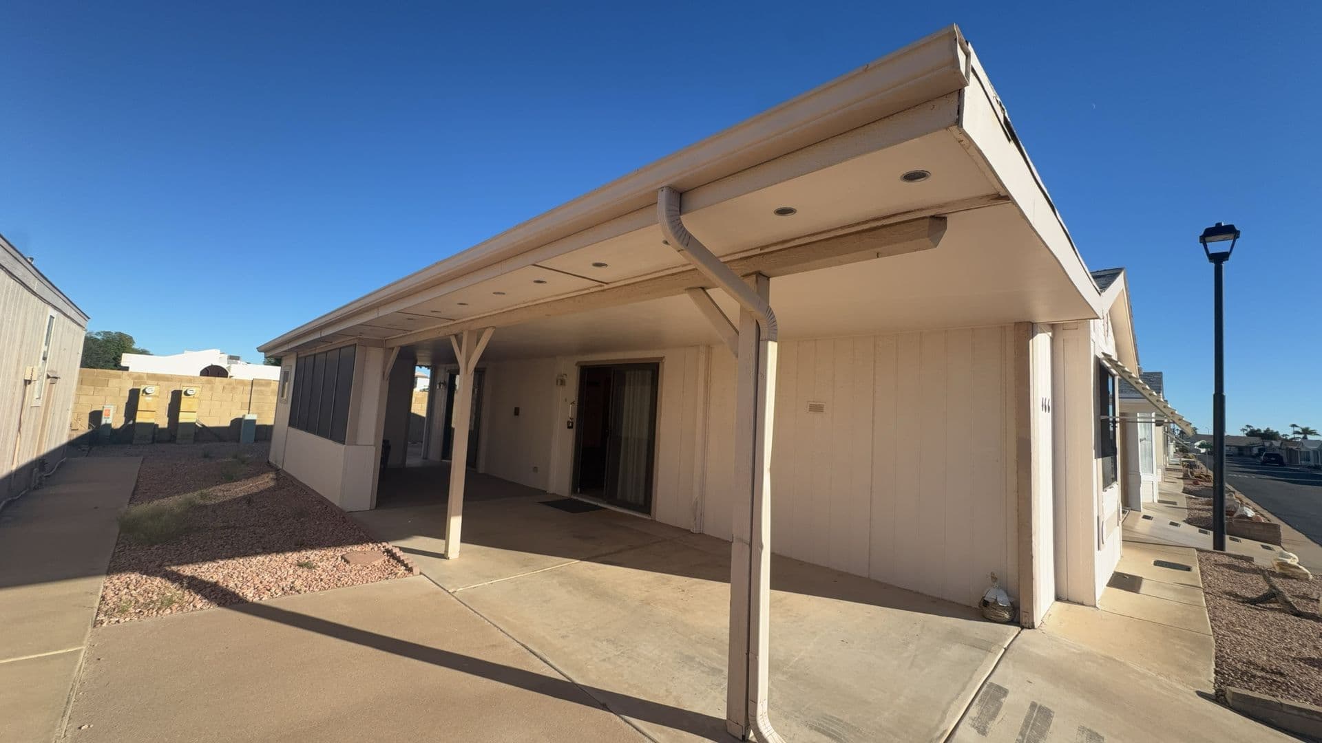 Mesa House: 5735 E McDowell Rd #466