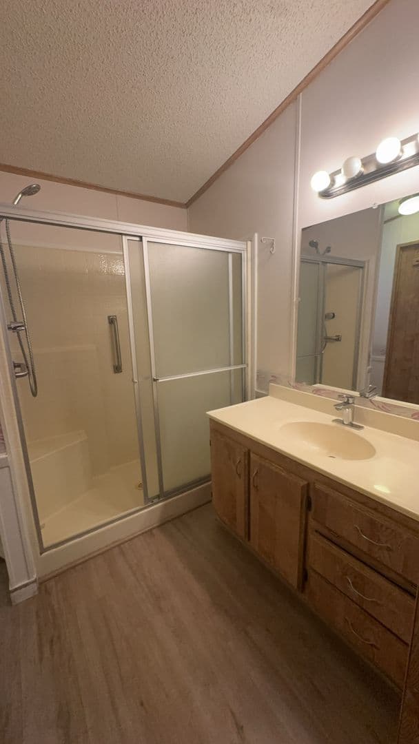 Mesa House: 5735 E McDowell Rd #466