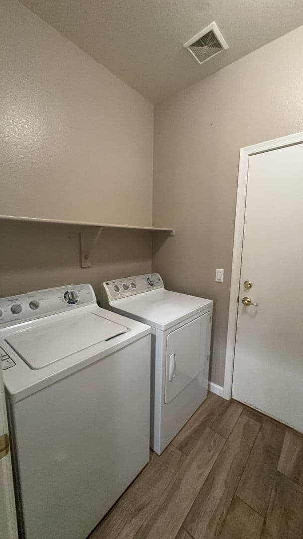 Gilbert House: 3871 E Remington Dr-(6081^$CS)