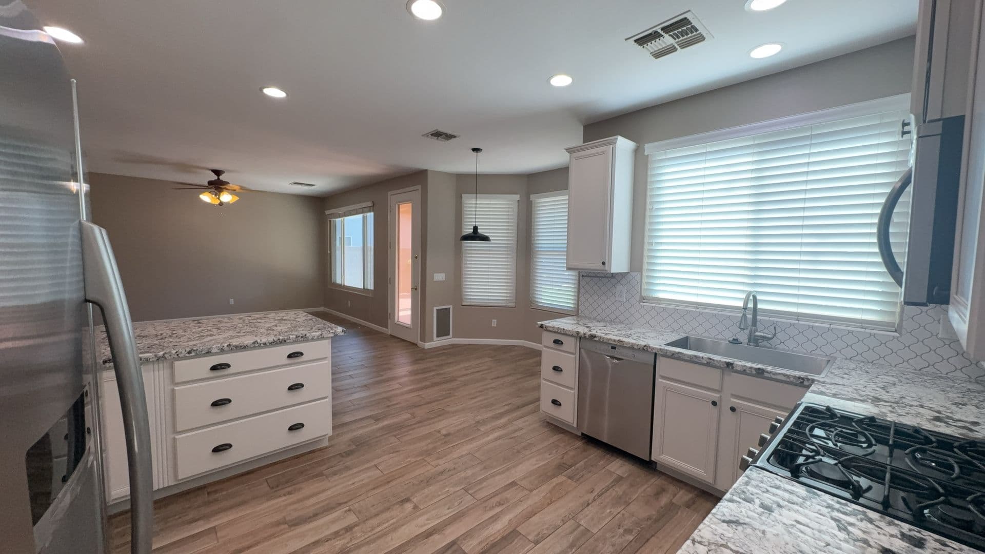 Gilbert House: 3871 E Remington Dr-(6081^$CS)