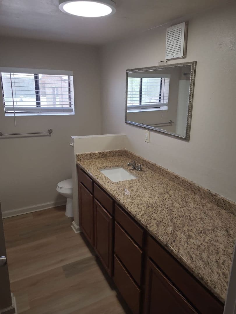 Apache Junction Apartment: 451 East 10th Ave