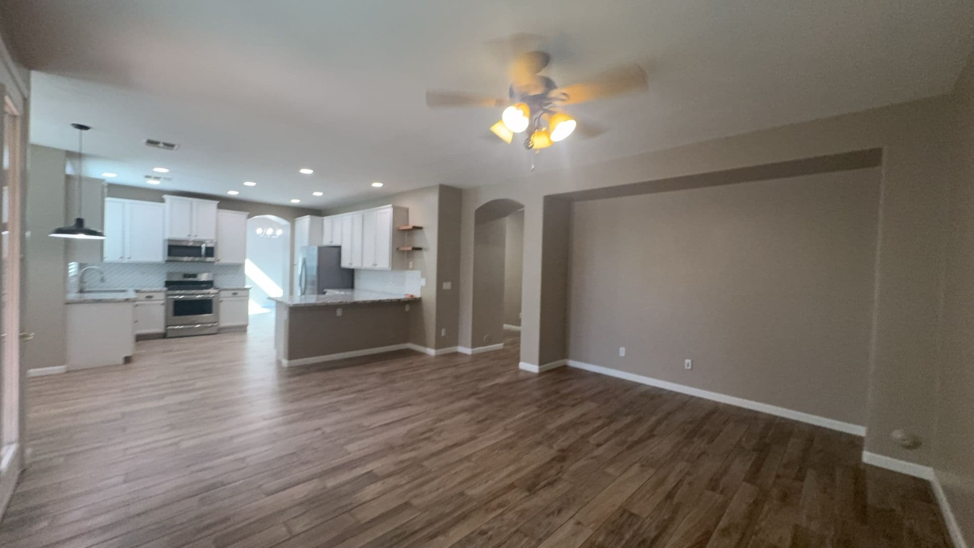 Gilbert House: 3871 E Remington Dr-(6081^$CS)
