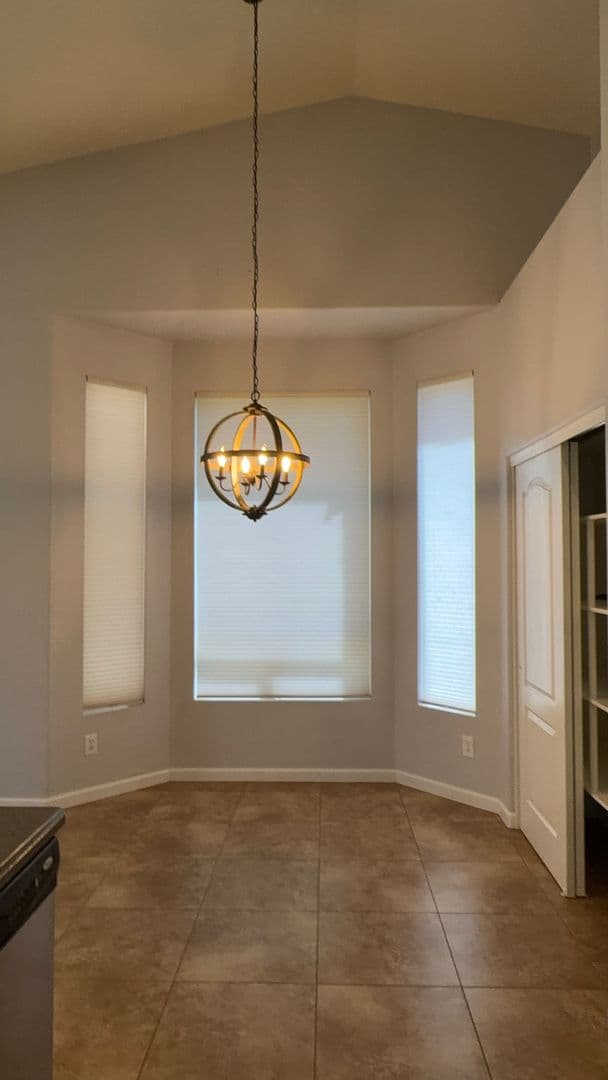 Mesa House: 3055 N Red Mountain Unit 174