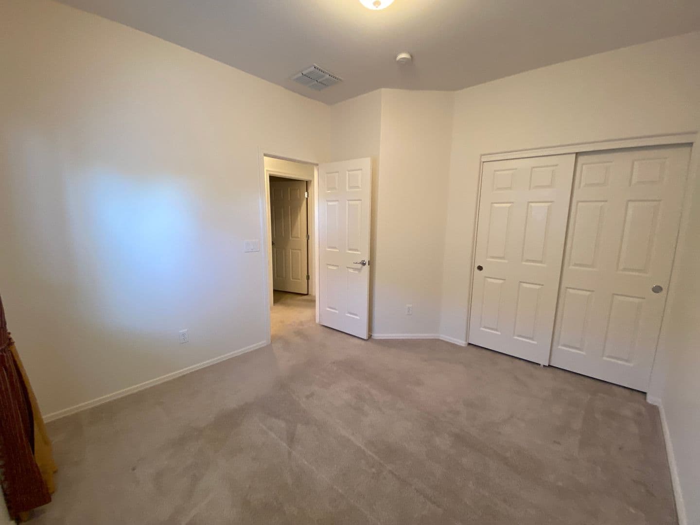 Florence House: 2206 N Hudson Court