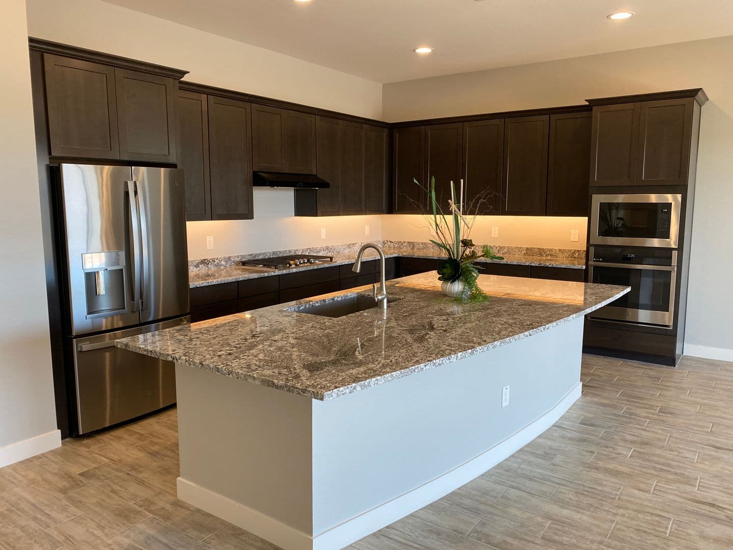 Queen Creek House: 2897 W Show Low Drive