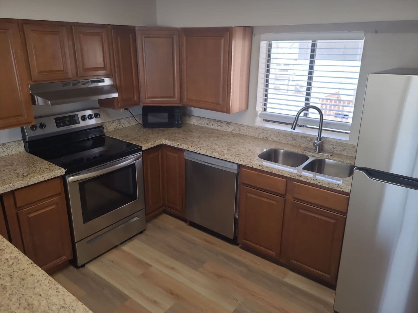 Apache Junction Apartment: 451 East 10th Ave
