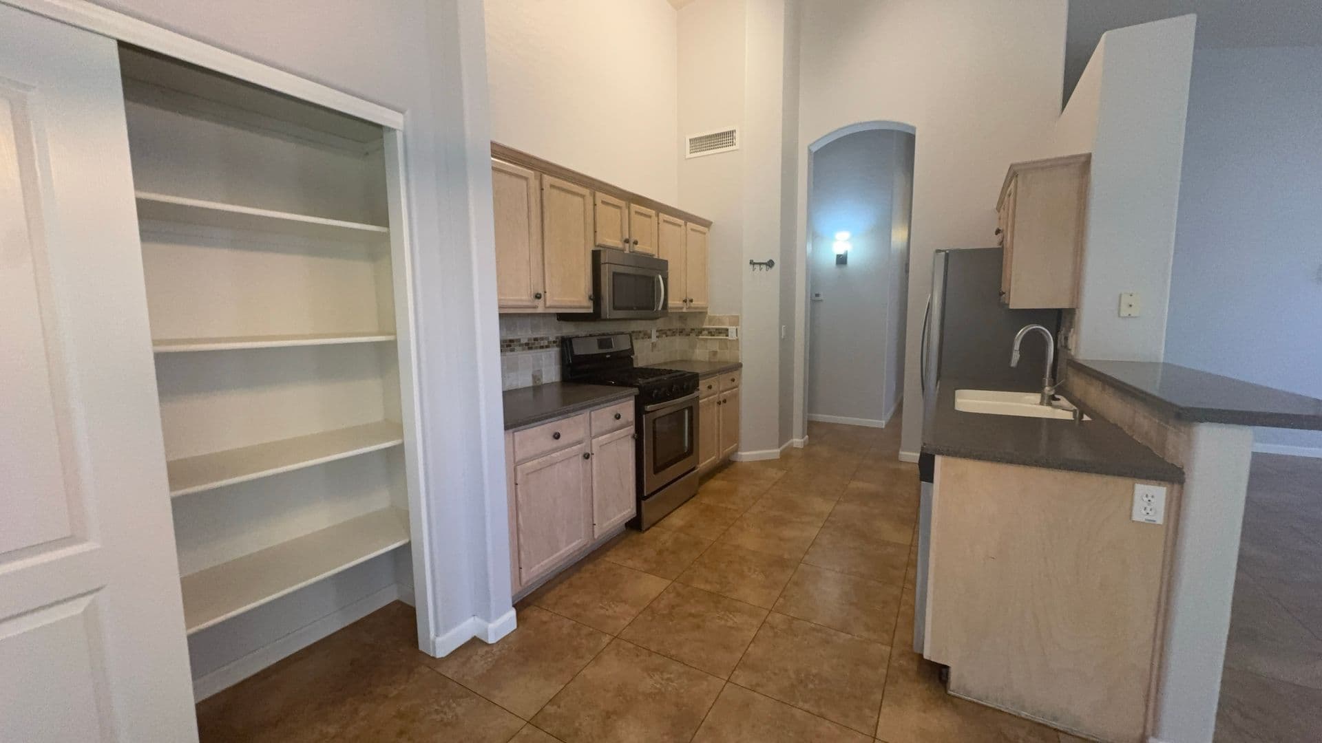 Mesa House: 3055 N Red Mountain Unit 174