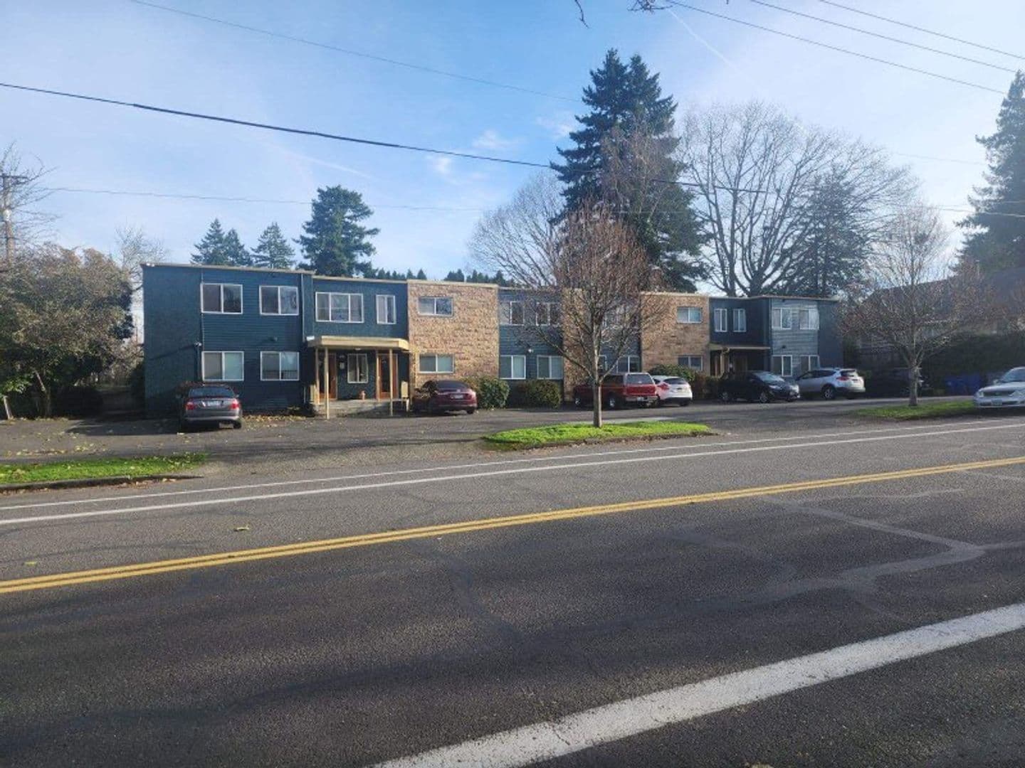 Portland Apartment: 5010 SE 41st Ave