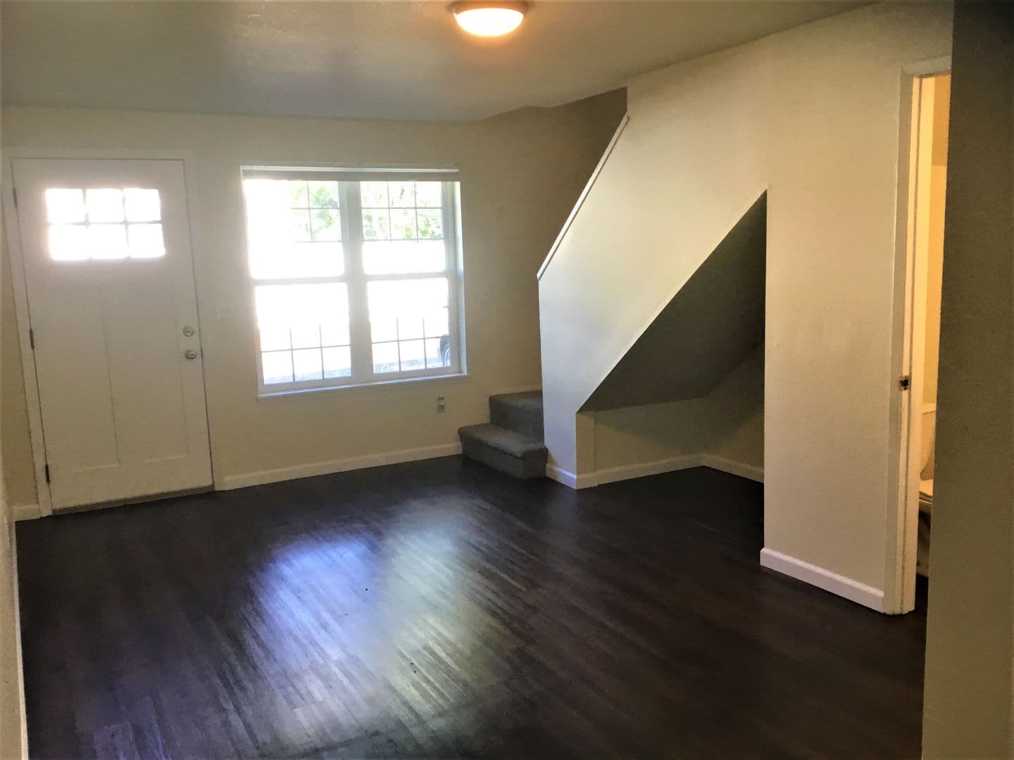 Portland Apartment: 7612-7630 N Portsmouth Ave