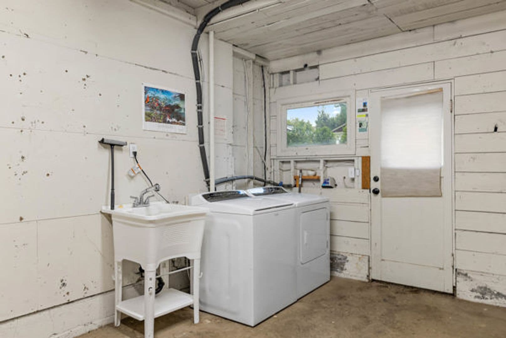 Portland House: 9525 N Hodge Ave
