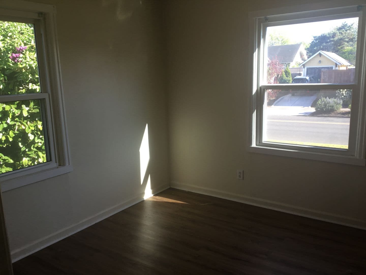 Portland Apartment: 2707 NE Prescott St.