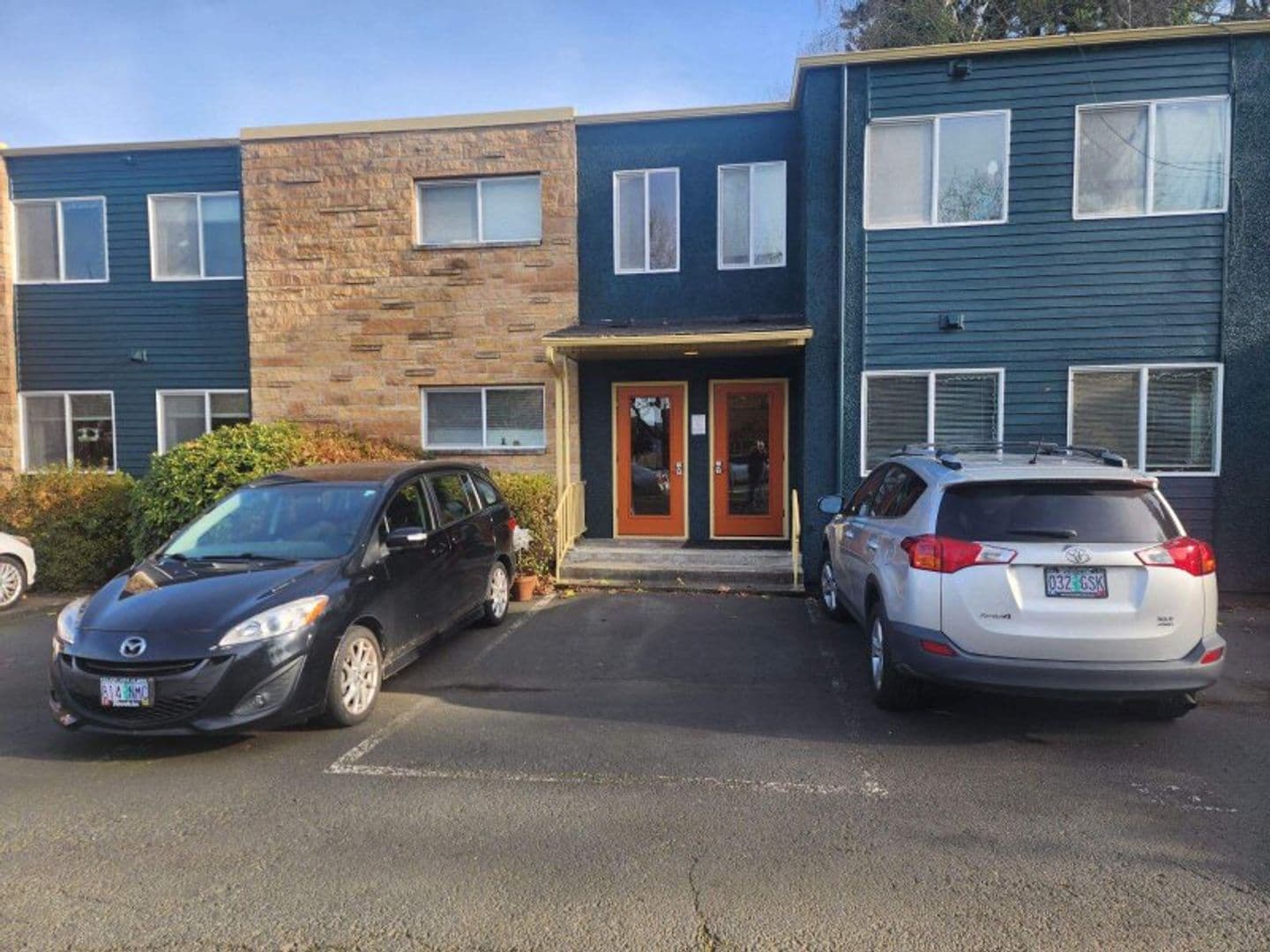 Portland Apartment: 5010 SE 41st Ave