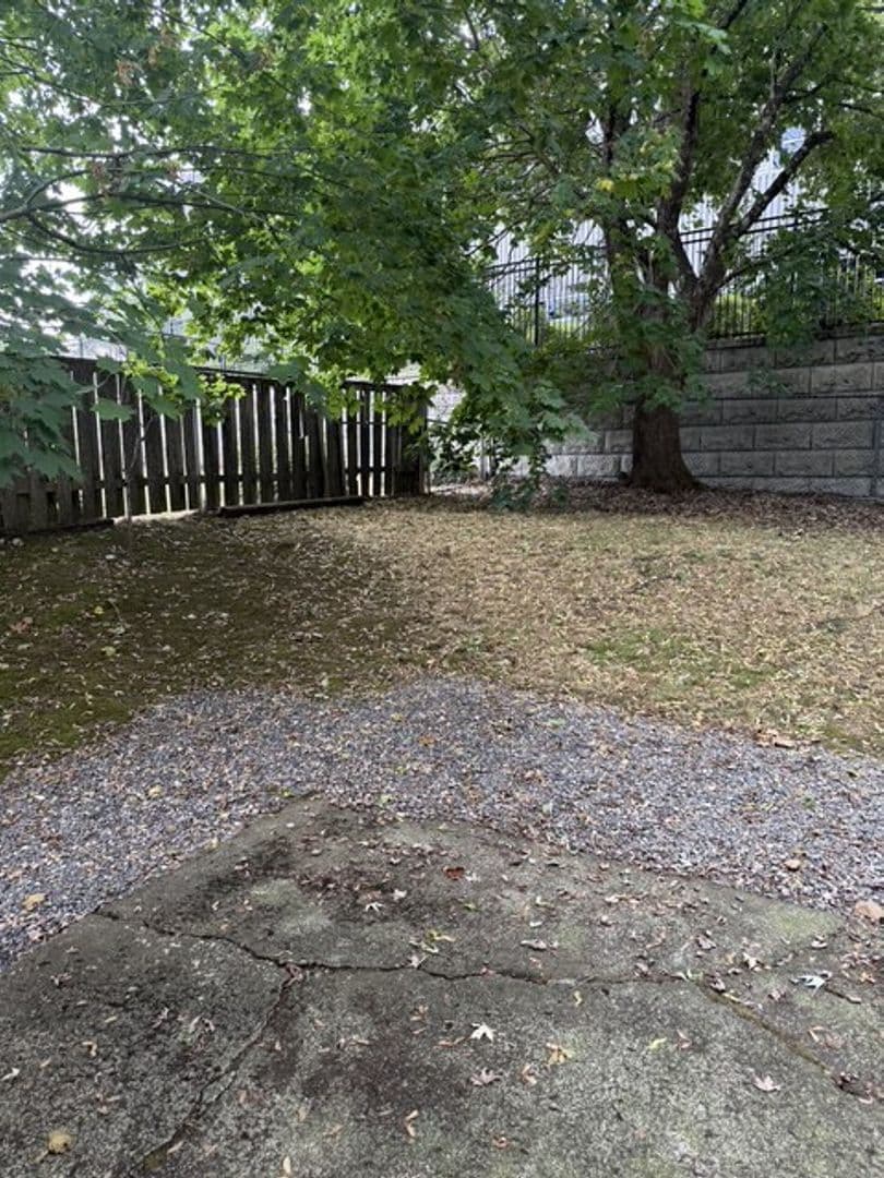 Gresham Apartment: 21640-21644 SE Alder St