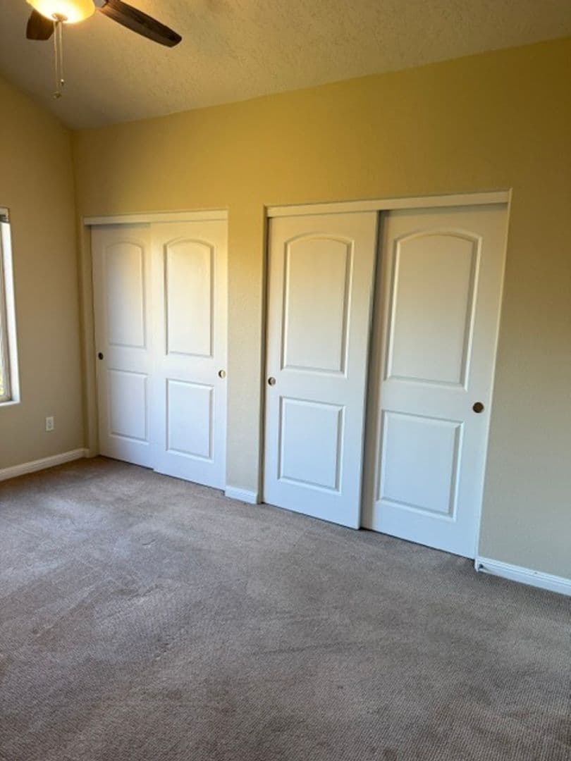 Portland House: 6941 N Smith St