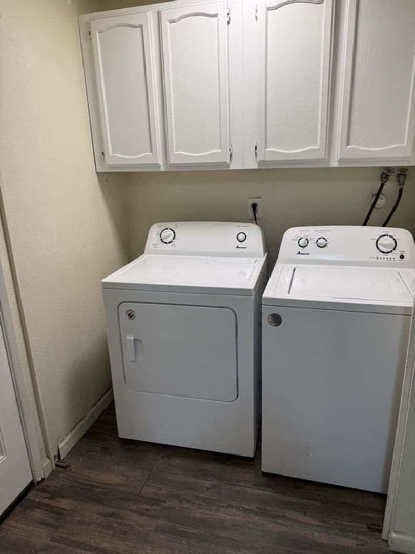 Gresham Apartment: 21640-21644 SE Alder St
