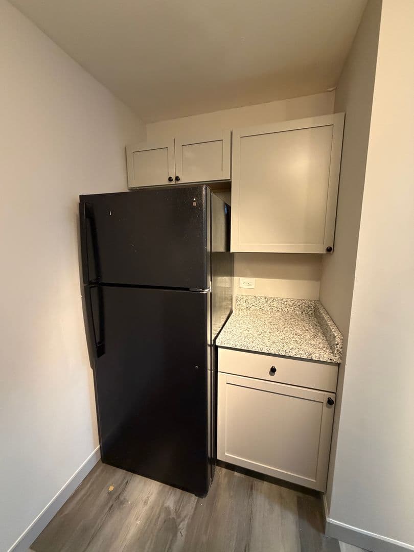Lansing Apartment: 3023 Bernice Rd