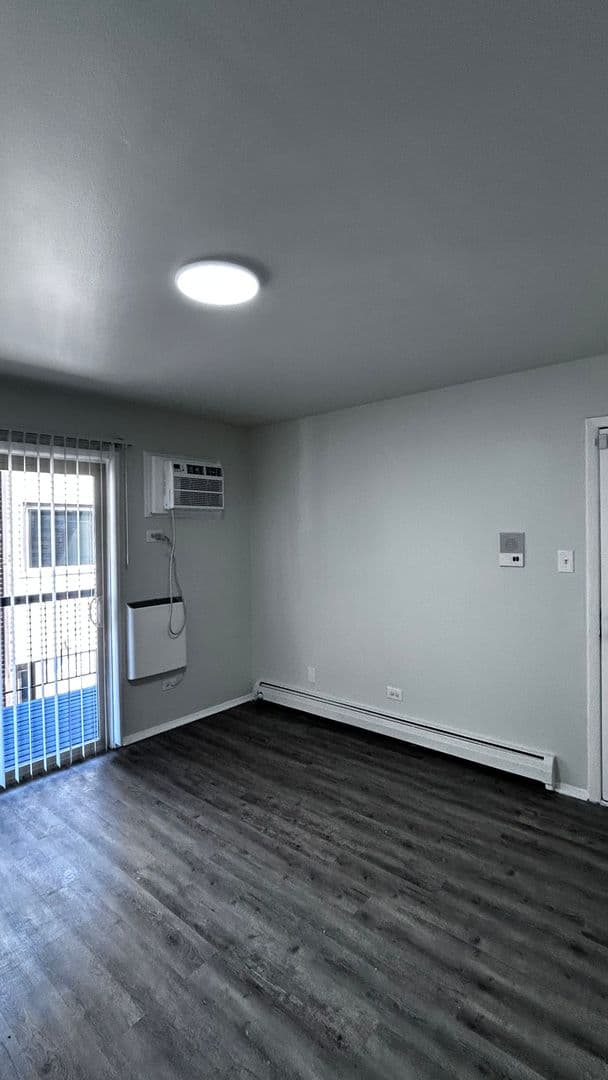 Lansing Apartment: 3045/3061 and 3069 Bernice Road