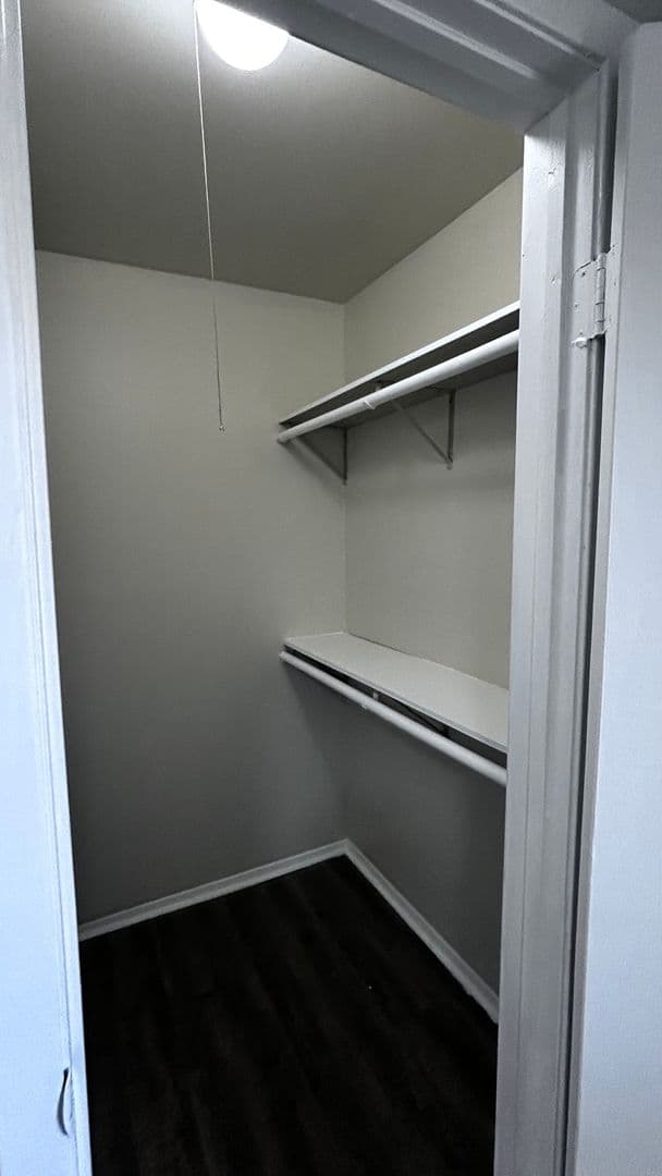 Lansing Apartment: 3045/3061 and 3069 Bernice Road
