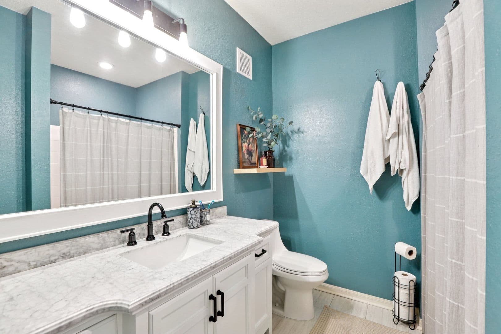 Tampa House: 4221 W Spruce St.