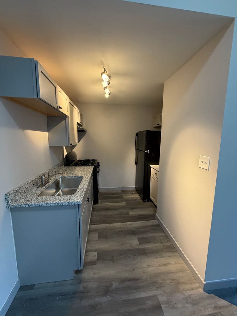 Lansing Apartment: 3023 Bernice Rd