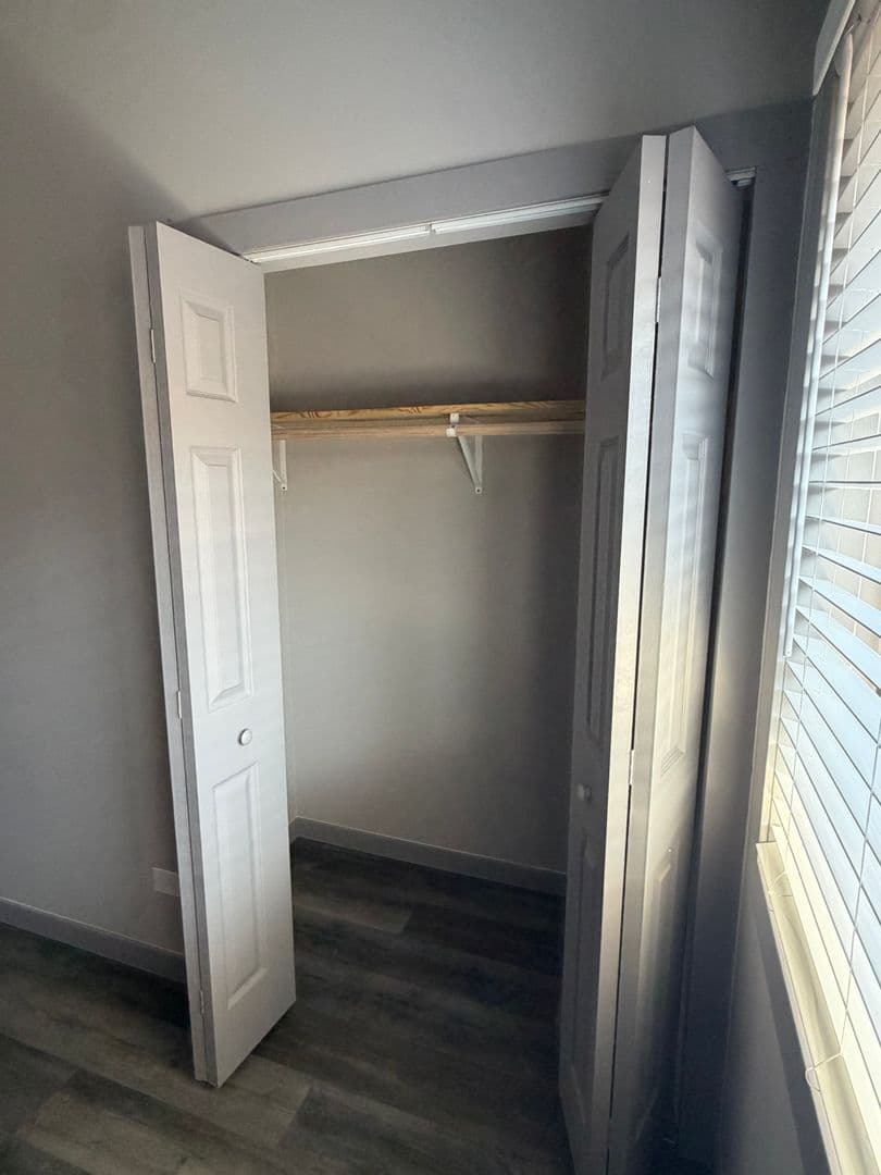 Lansing Apartment: 3023 Bernice Rd