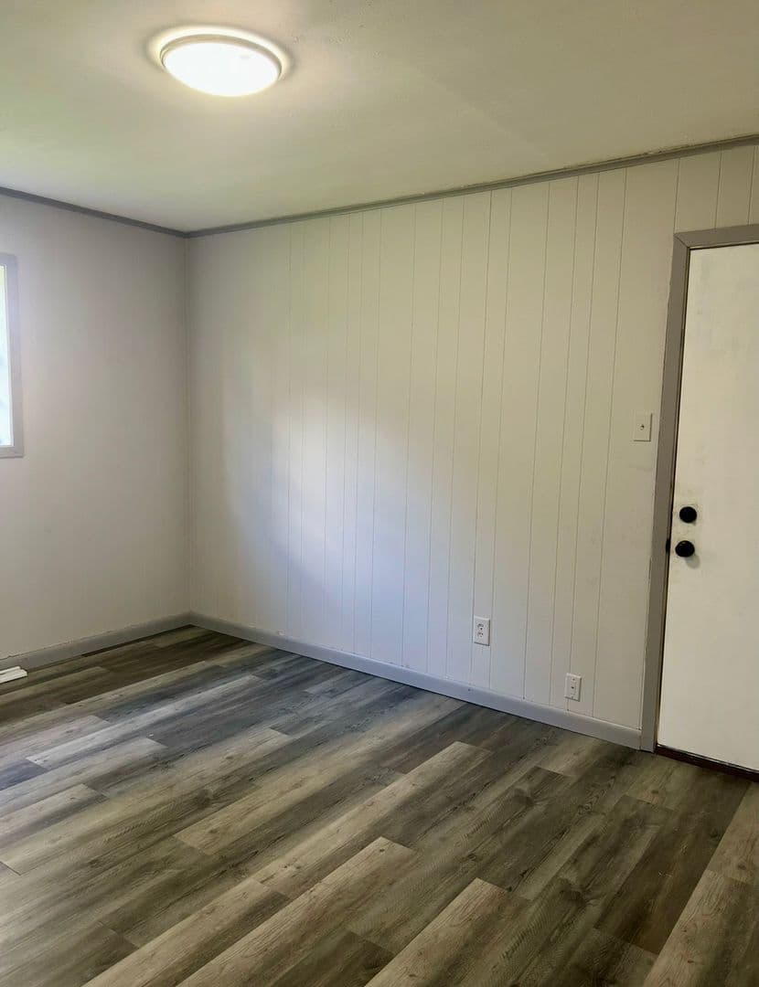 Dequincy Apartment: Shady lane & Anise st