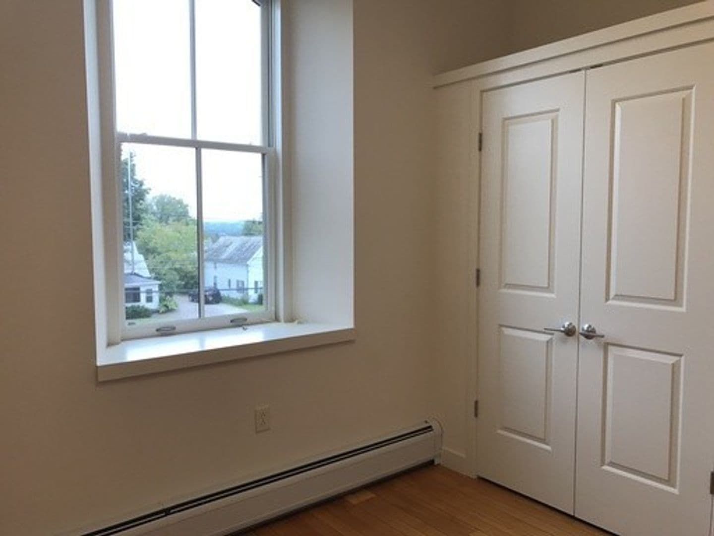 Burlington Apartment: 375 North Avenue