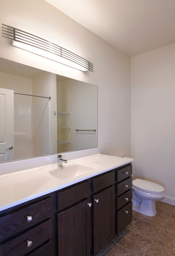 South Burlington Apartment: 80 Eastwood Drive