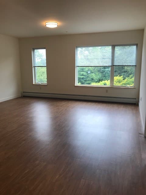 South Burlington Apartment: 80 Eastwood Drive