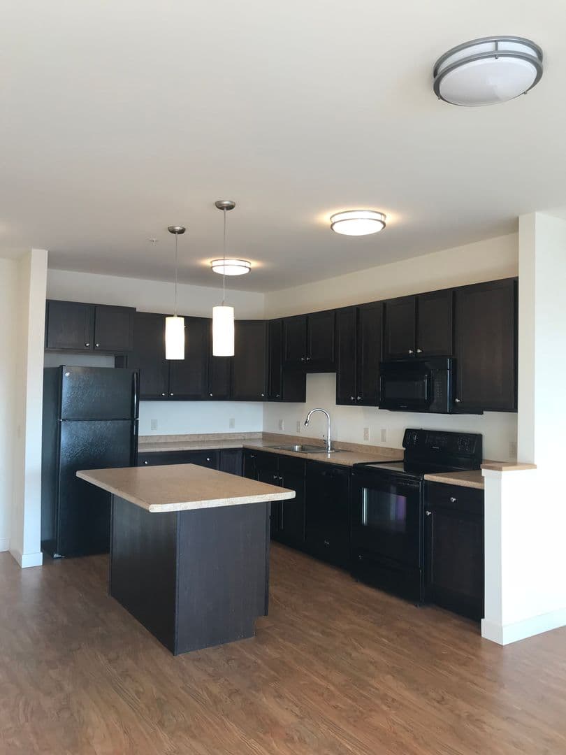 South Burlington Apartment: 80 Eastwood Drive