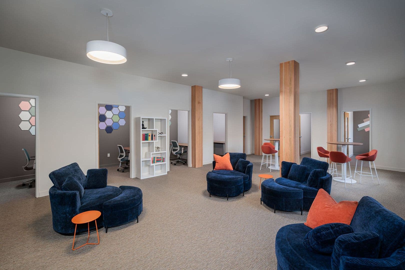 Burlington Apartment: 70 Cambrian Way