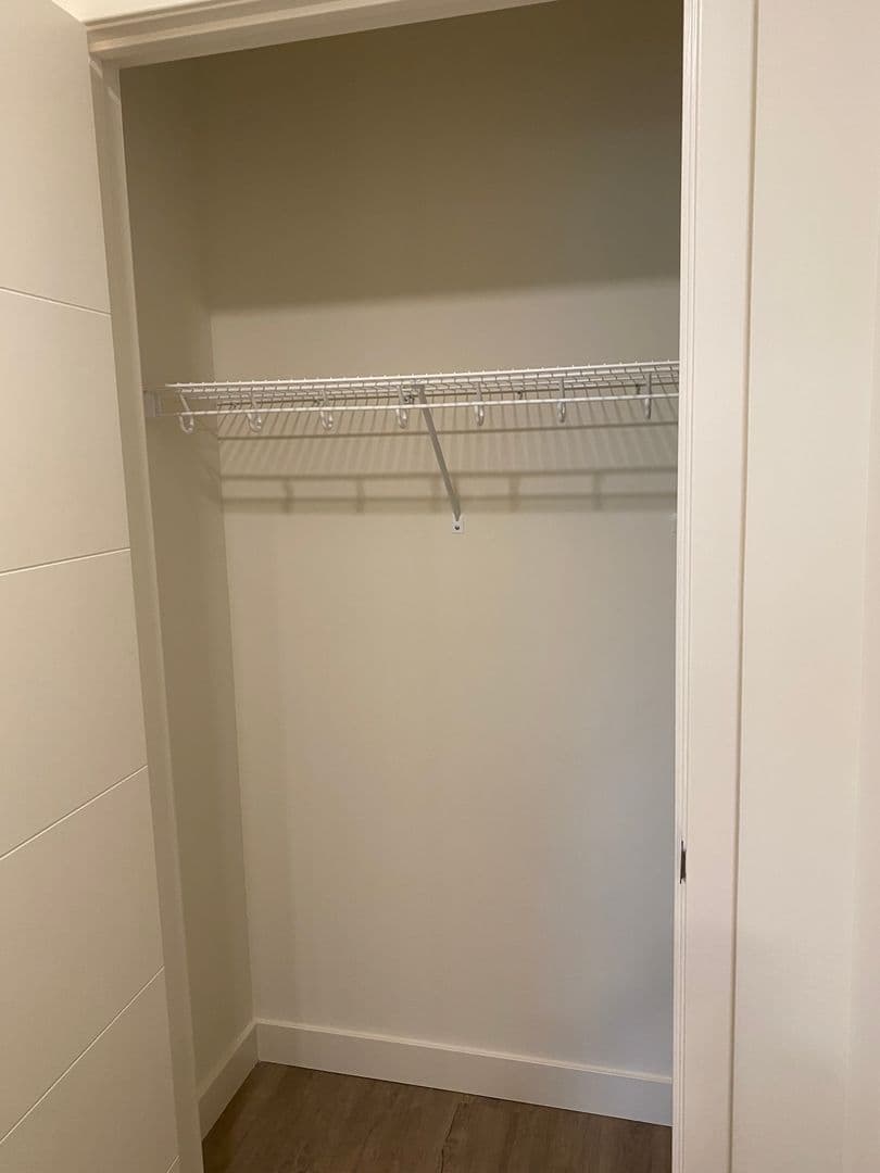 Burlington Apartment: 351 North Ave