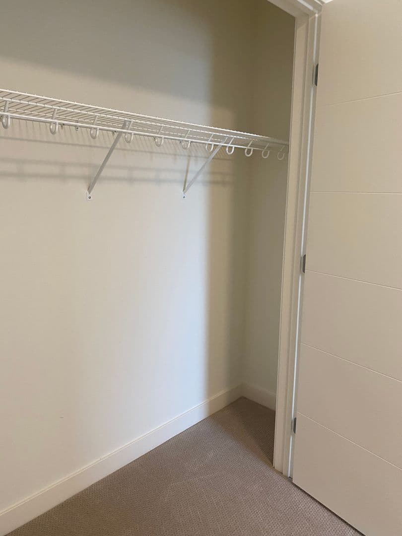 Burlington Apartment: 351 North Ave
