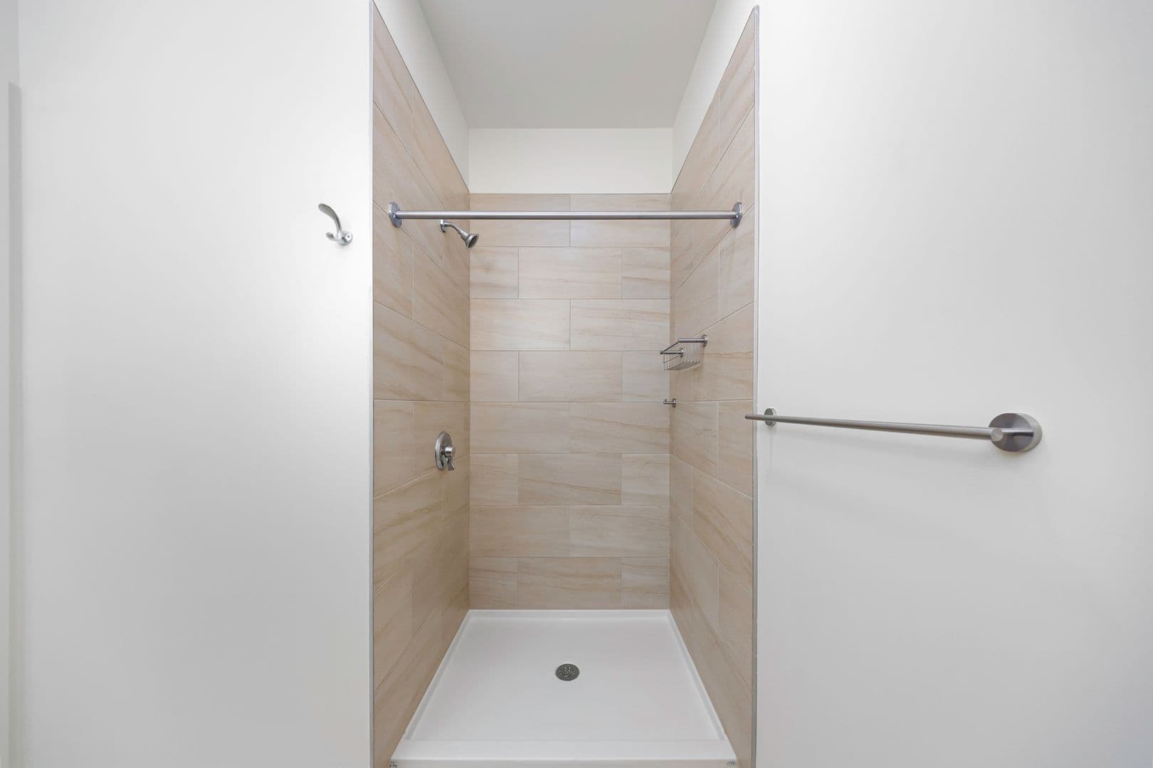 Burlington Apartment: 70 Cambrian Way