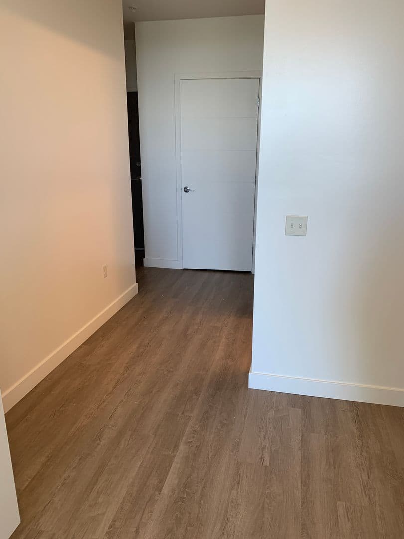 Burlington Apartment: 351 North Ave