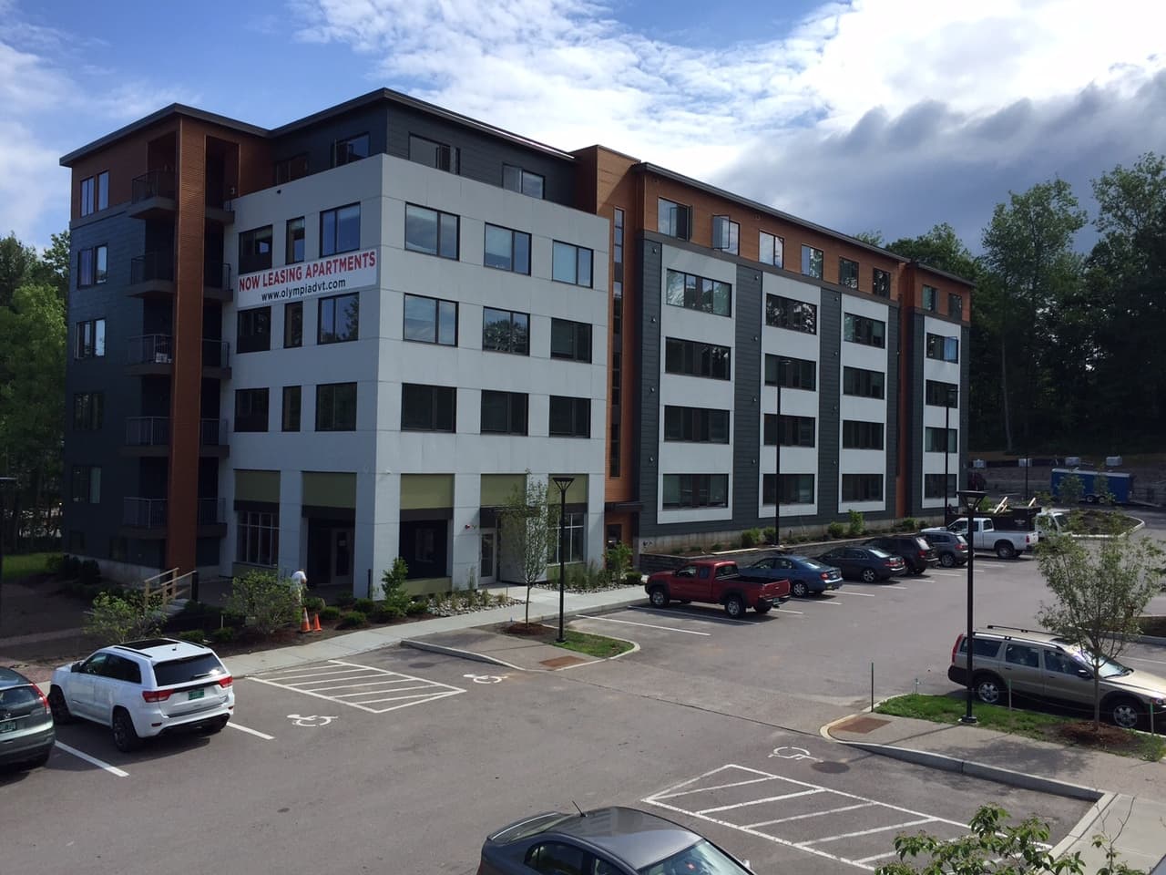South Burlington Apartment: 80 Eastwood Drive