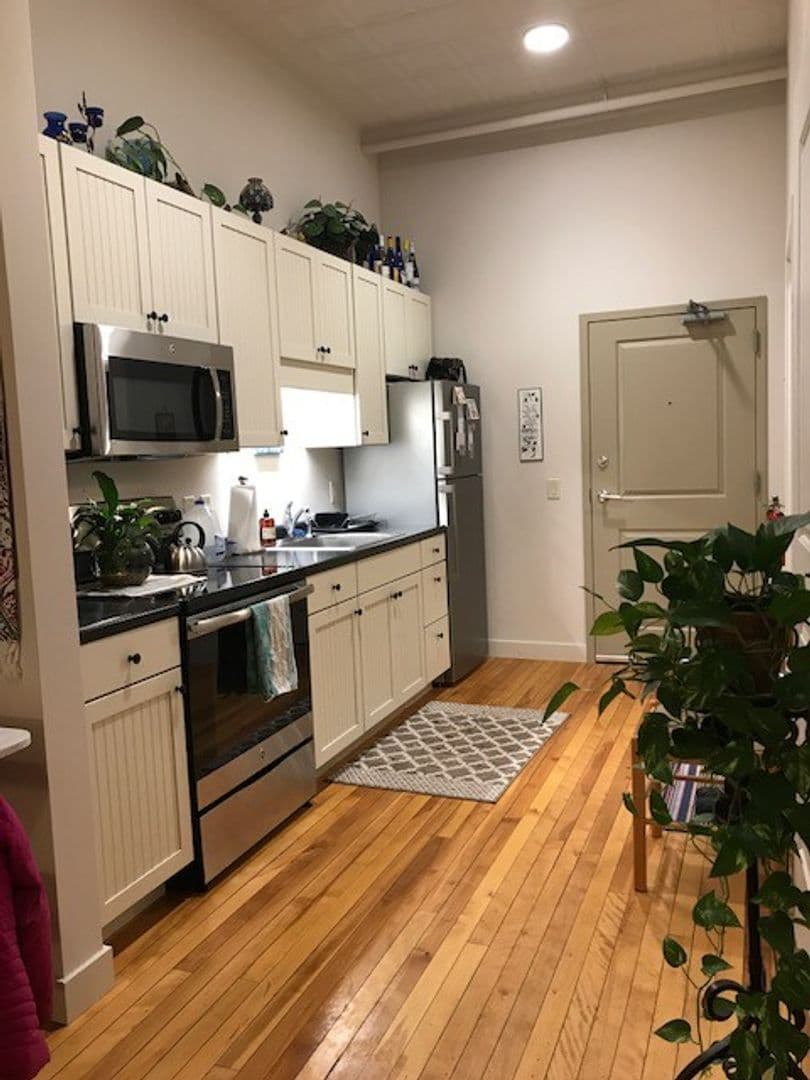 Burlington Apartment: 375 North Avenue